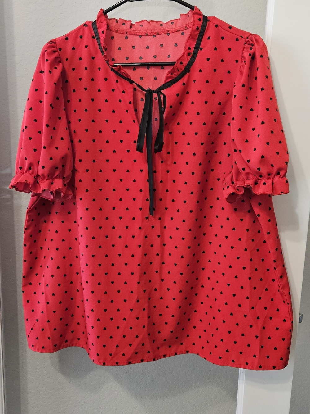 Women’s Red Heart-Print Puff Sleeve Blouse Plus Size 1XL